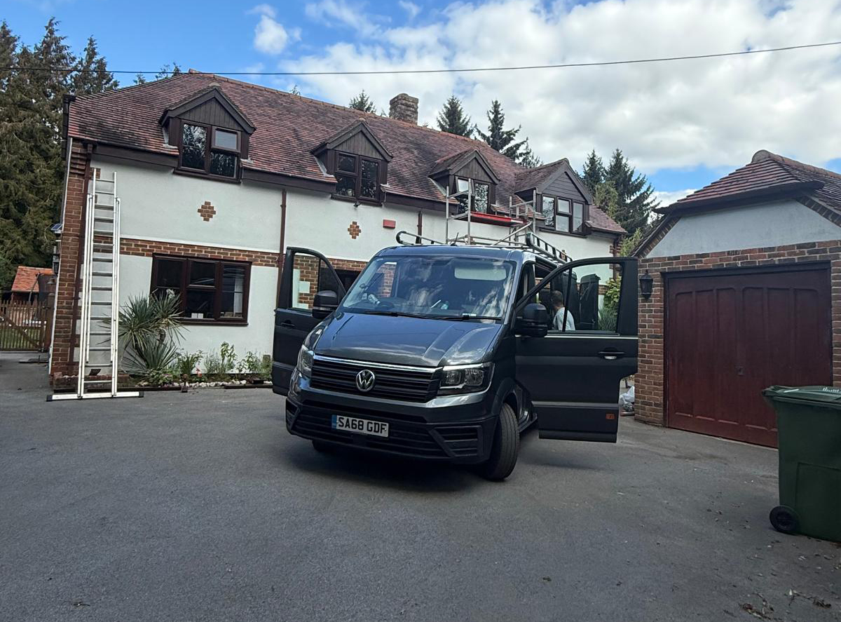 LB-Construction-Maintenance-company-hampshire-dorset-wiltshire-Soffit-and-Facia-Replacement-in-Andover-10