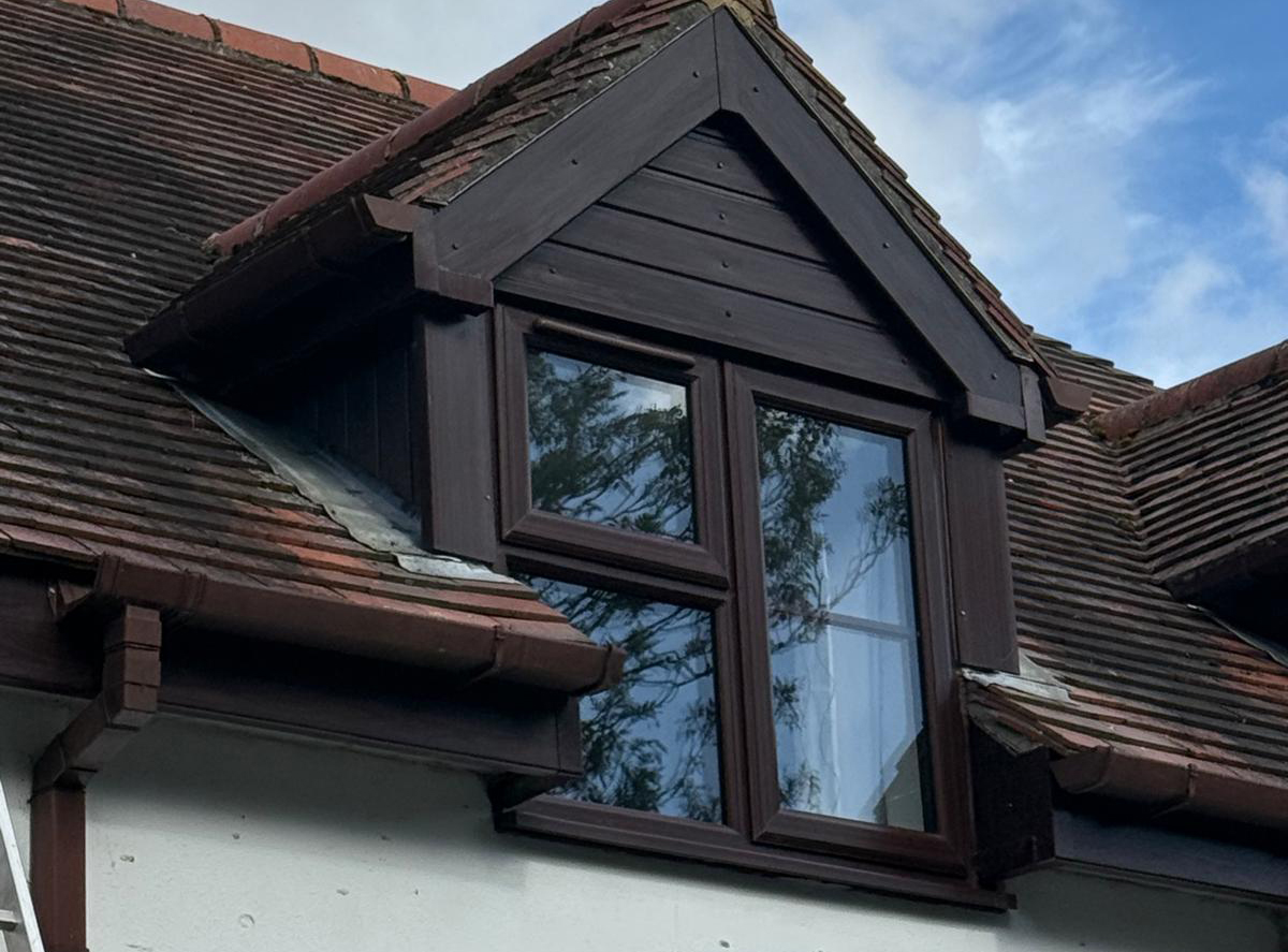 LB-Construction-Maintenance-company-hampshire-dorset-wiltshire-Soffit-and-Facia-Replacement-in-Andover-4