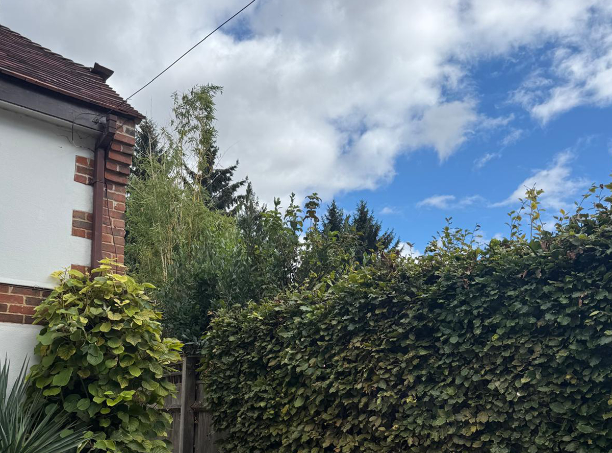LB-Construction-Maintenance-company-hampshire-dorset-wiltshire-Soffit-and-Facia-Replacement-in-Andover-9