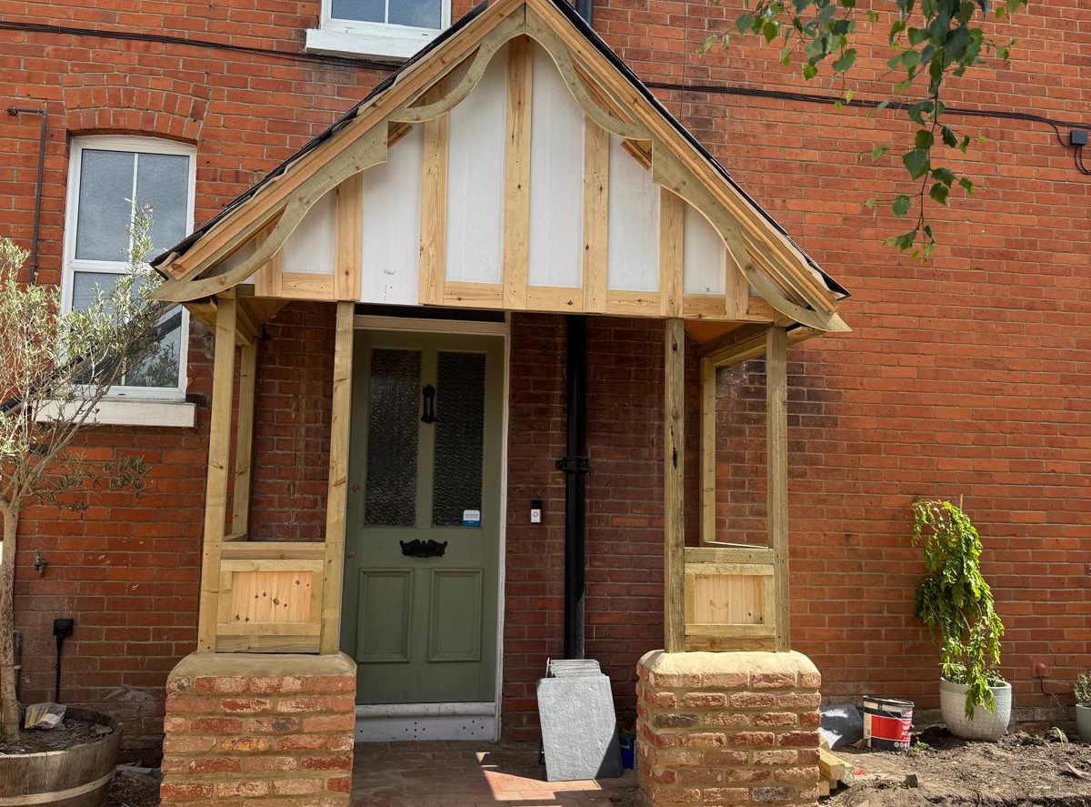 LB-Construction-Maintenance-company-hampshire-dorset-wiltshire-bespoke-porch-in-upper-shirley-southampton-10