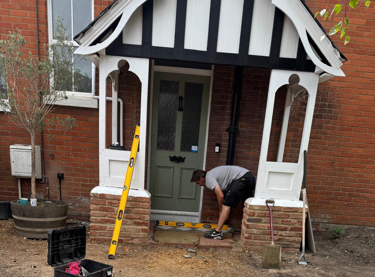 LB-Construction-Maintenance-company-hampshire-dorset-wiltshire-bespoke-porch-in-upper-shirley-southampton-12