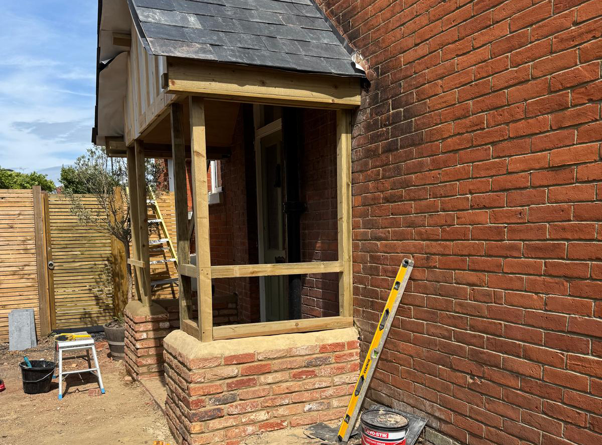 LB-Construction-Maintenance-company-hampshire-dorset-wiltshire-bespoke-porch-in-upper-shirley-southampton-7