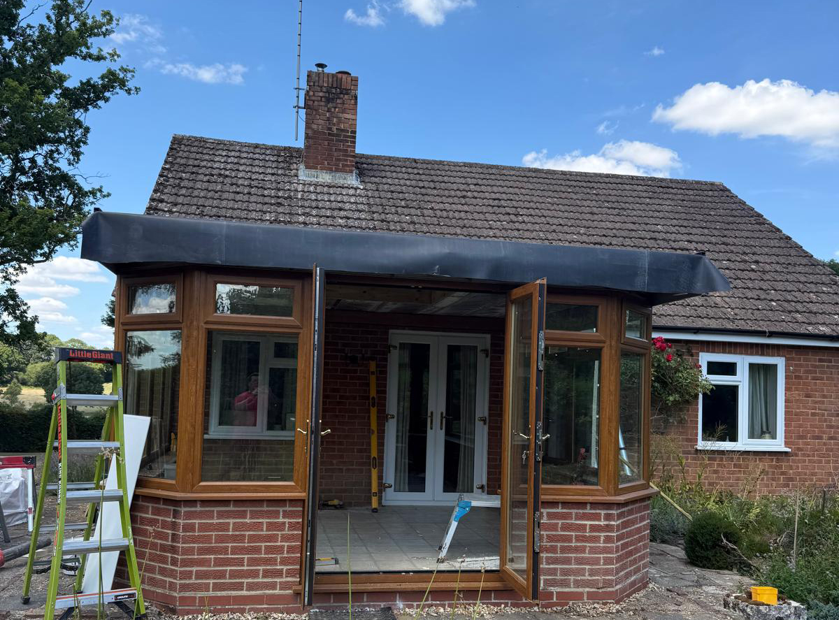 LB-Construction-Maintenance-company-hampshire-dorset-wiltshire-conservatory-conversion-in-salisbury,-wiltshire-11